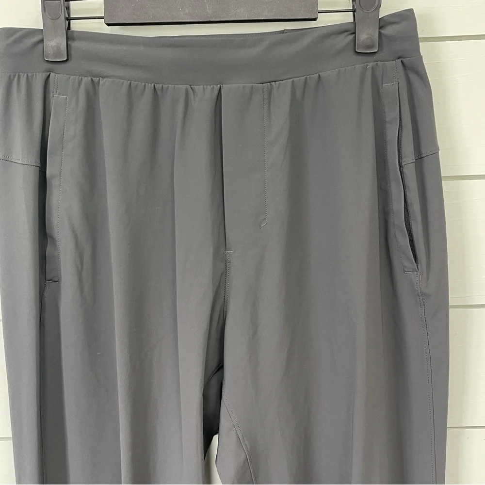 Lululemon surge joggers 29”‎ dark gray men’s size small